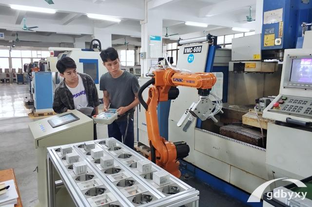 广州白云工商高级技工学校评价差吗？毕业校友对母校评价高吗？插图1