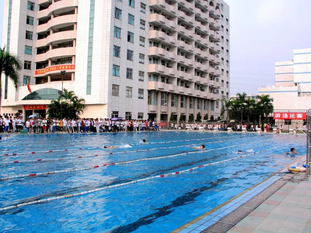 广州白云工商技师学院报名条件是什么插图1