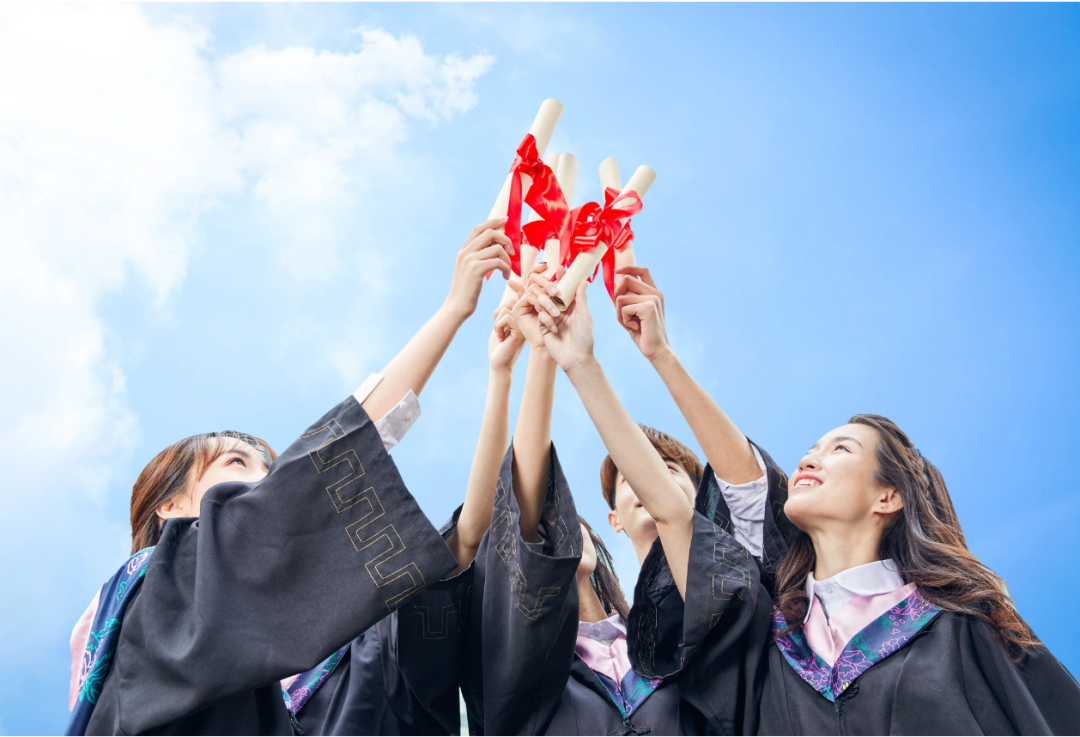 初生毕业生就读白云工商技师学院，轻松圆梦大学！插图
