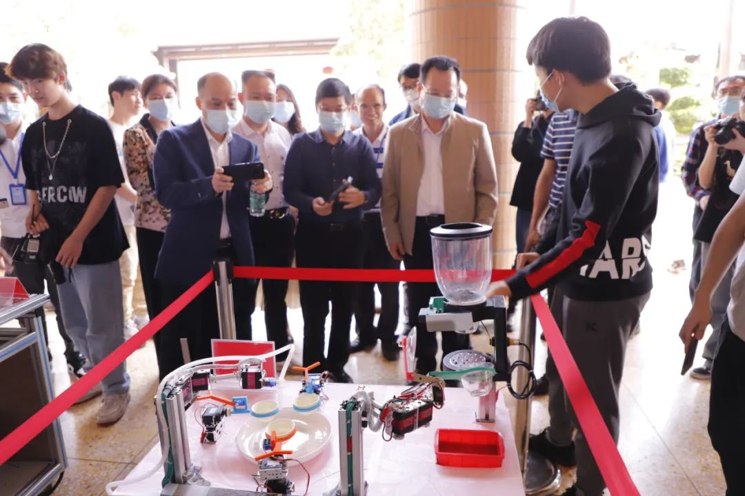 欢迎乘坐白云号2022次列车！带你回顾白云工商技师学院一起走过的2022！！插图26