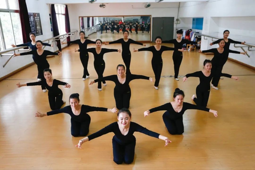 点亮大学梦 │ 心选白云工商民族音乐与舞蹈专业插图15