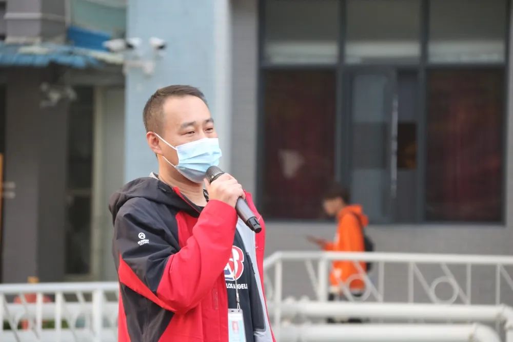 升旗丨控制好自我的情绪插图4