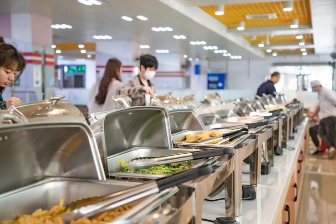 在白云工商技师，踏上“狂飙”美食之旅！插图5