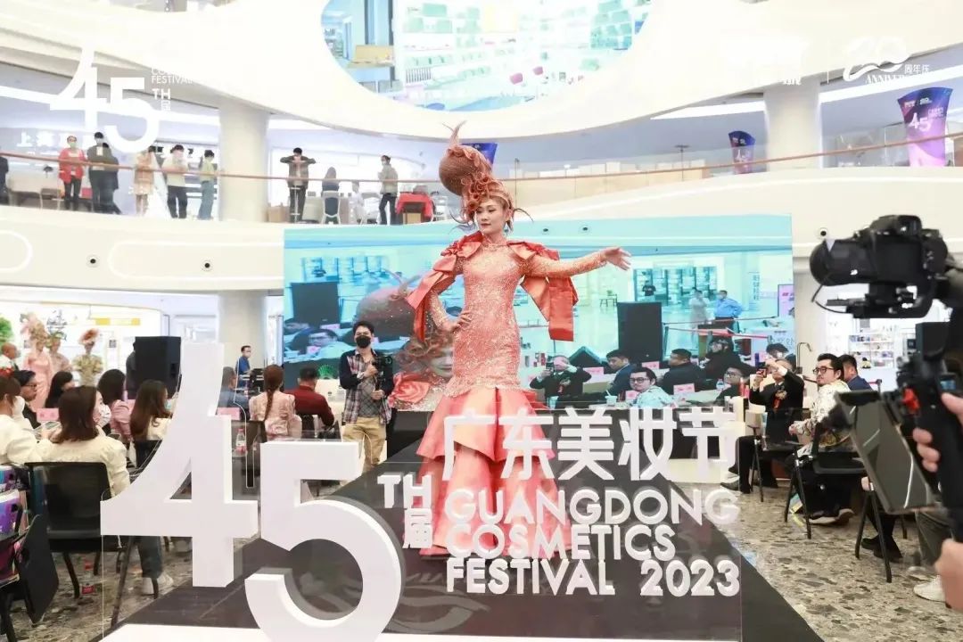 绝！我校徐成东大师设计作品惊艳广东美妆艺术节插图6