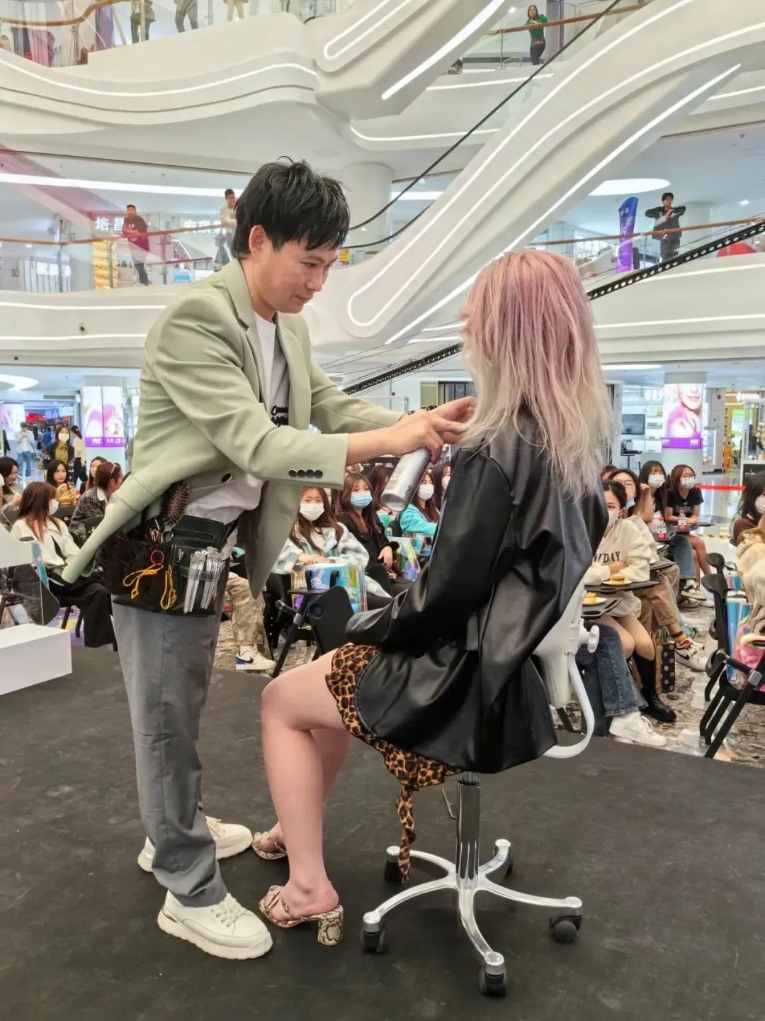 绝！我校徐成东大师设计作品惊艳广东美妆艺术节插图8