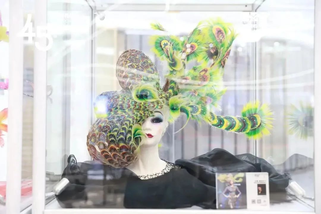 绝！我校徐成东大师设计作品惊艳广东美妆艺术节插图9